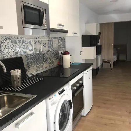 Pescadors Trg 貝尼多姆